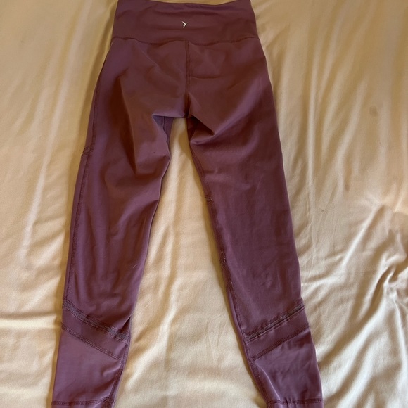 Old Navy athletic leggings - Picture 2 of 4